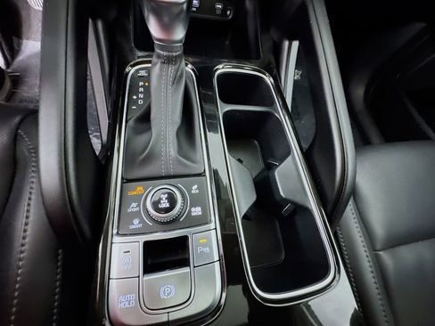 Used 2024 Kia Telluride S w/ S Sunroof Package image 26