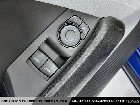 Used 2019 Chevrolet Camaro LT RWD image 17
