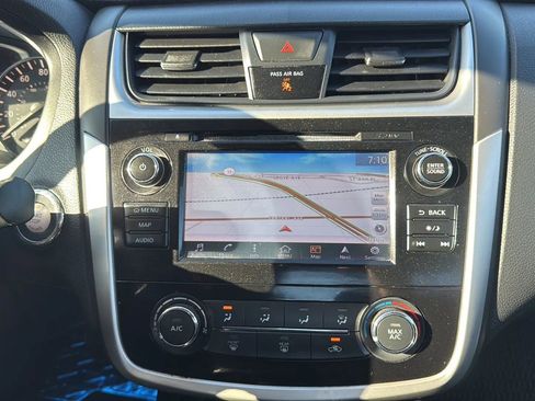 Used 2018 Nissan Altima 2.5 SR w/ SR Special Edition image 17