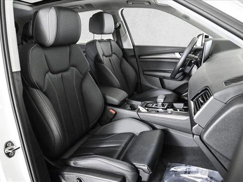Used 2025 Audi Q5 e Premium Plus image 22
