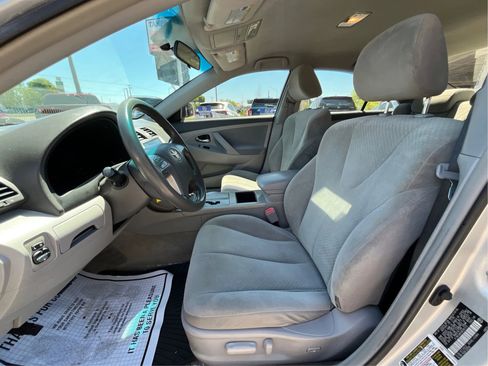 Used 2009 Toyota Camry LE image 10