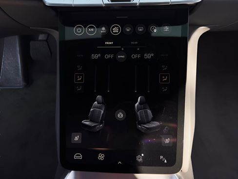 Used 2023 Lucid Air Pure image 15