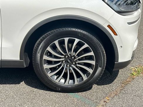 Used 2021 Lincoln Aviator Reserve w/ Equipment Group 201A AWD/4WD image 14