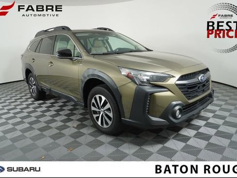Used 2023 Subaru Outback Premium image 1
