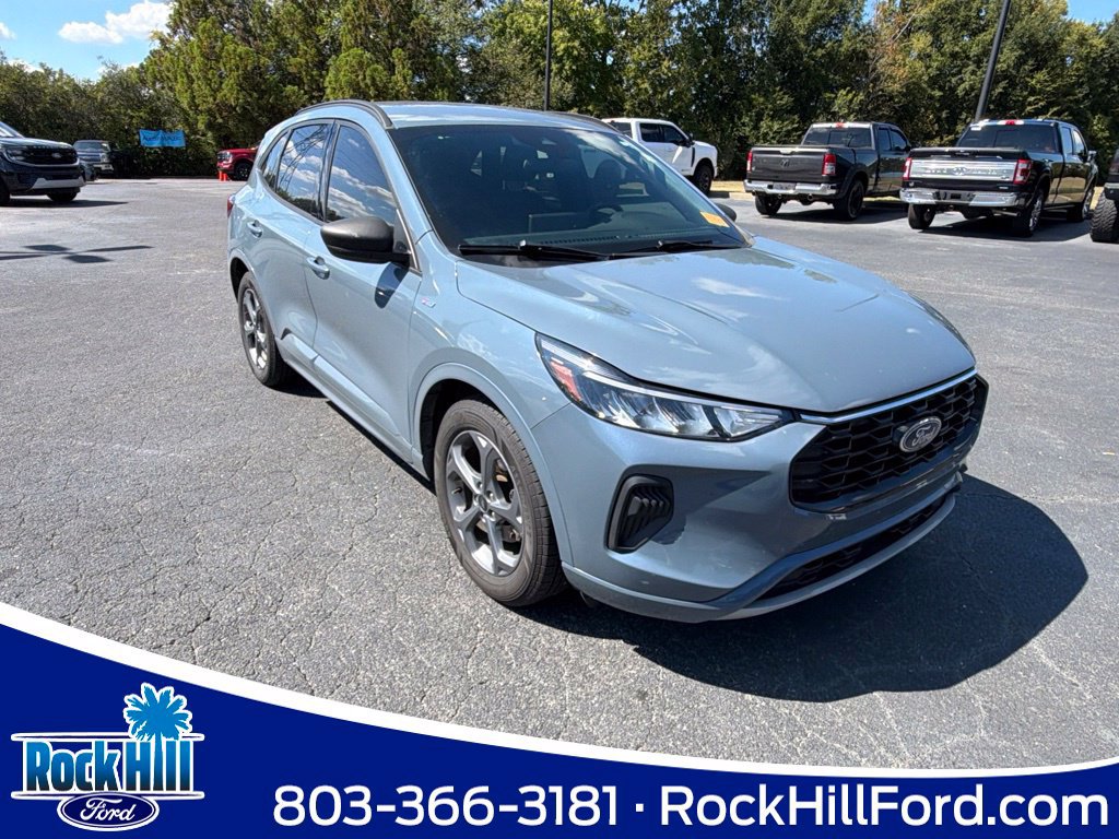 Used 2023 Ford Escape ST-Line w/ Tech Pack #1 FWD image 1