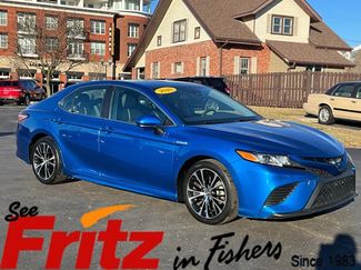 Used 2020 Toyota Camry SE video 1