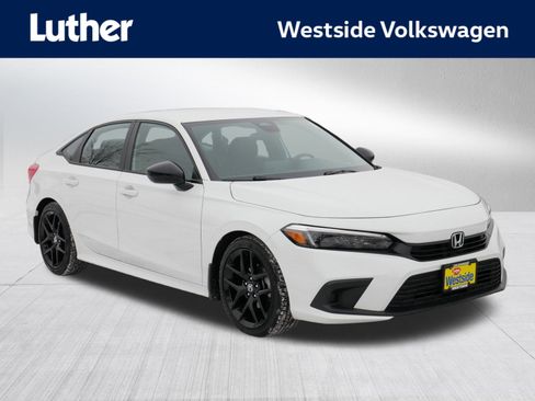 Used 2022 Honda Civic Sport image 1