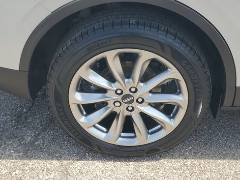 Certified 2022 Lincoln Corsair AWD w/ Premium Package image 7
