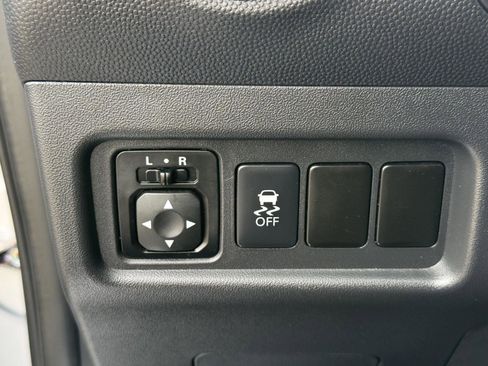 Used 2015 Mitsubishi Mirage DE image 18