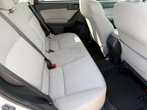 Used 2016 Subaru Forester 2.5i Premium image 18
