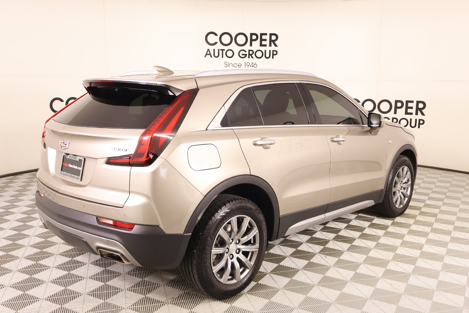 Used 2023 Cadillac XT4 Premium Luxury w/ Driver Assist Package FWD image 20