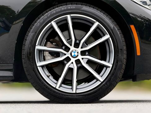 Used 2019 BMW 330i Sedan w/ Driving Assistance Package RWD image 21