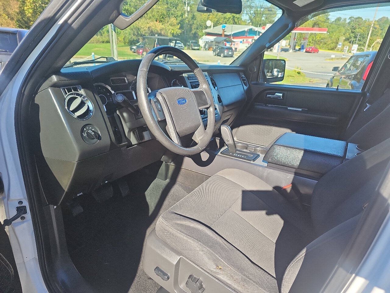 Used 2008 Ford Expedition EL XLT AWD/4WD image 12