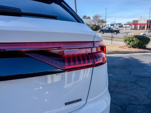 Used 2023 Audi Q8 Premium Plus image 28