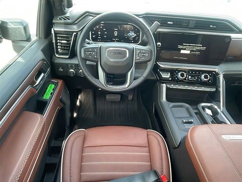 New 2026 GMC Sierra 2500 Denali Ultimate image 13