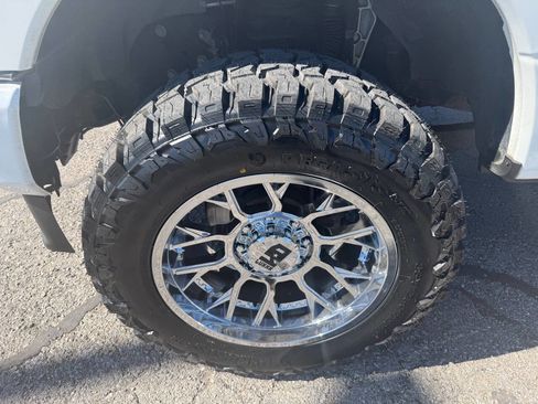 Used 2022 Ford F350 Limited image 11