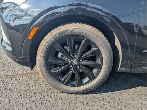 Used 2025 Buick Envista Sport Touring FWD image 8
