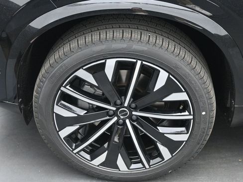 New 2026 Volvo XC90 B6 Plus AWD/4WD image 4