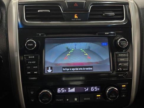 Used 2013 Nissan Altima 3.5 SL w/ Technology Pkg FWD image 28