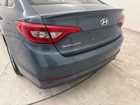 Used 2016 Hyundai Sonata SE FWD image 22
