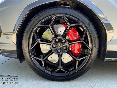 Used 2024 Lamborghini Urus Performante image 10