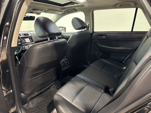 Used 2017 Subaru Outback 2.5i Limited image 34