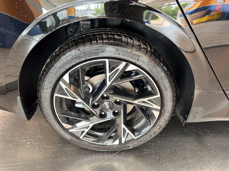 New 2026 Kia K5 GT-Line FWD image 9