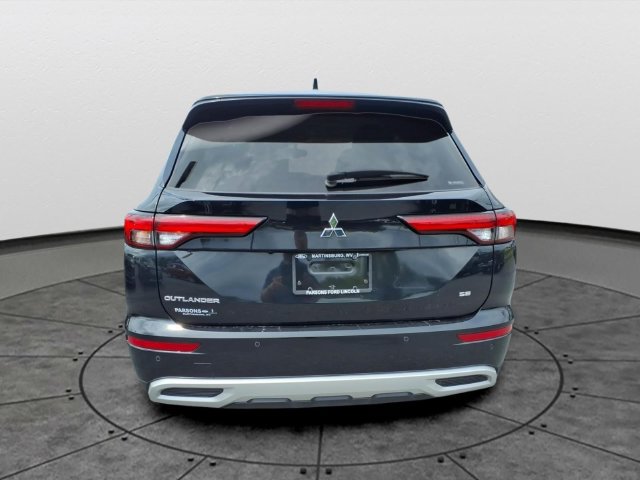 Used 2024 Mitsubishi Outlander SE AWD/4WD image 5