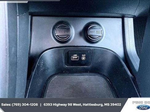 Used 2018 Hyundai Santa Fe Sport image 22