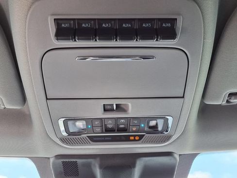 New 2026 Ford F250 Lariat w/ Black Appearance Package AWD/4WD image 17