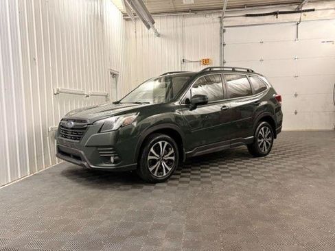 Used 2023 Subaru Forester Limited AWD/4WD image 1