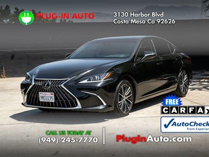 Used 2024 Lexus ES 350 w/ Premium Package