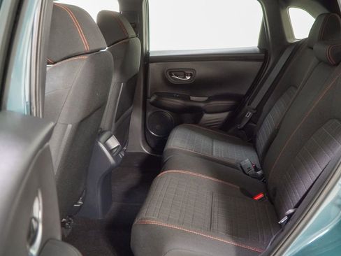 Used 2025 Honda HR-V Sport image 37