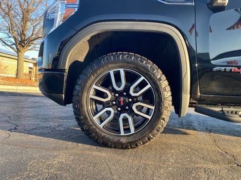 Used 2021 GMC Sierra 1500 AT4 image 18