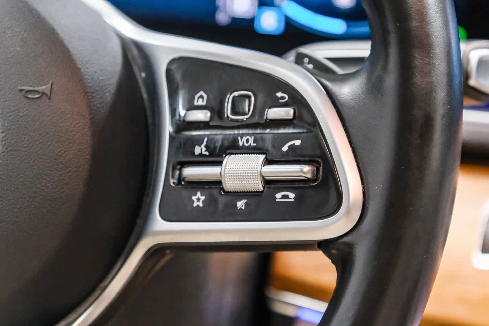 Used 2022 Mercedes-Benz GLE 350 image 18