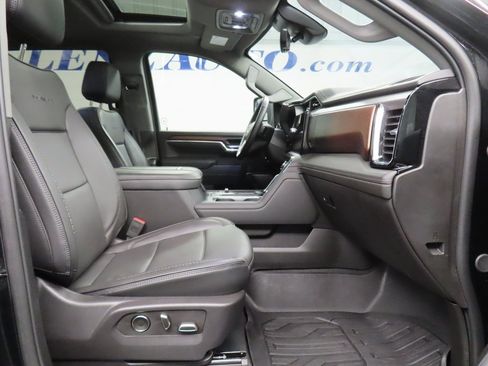 Used 2024 GMC Sierra 2500 Denali w/ Denali Reserve Package image 34