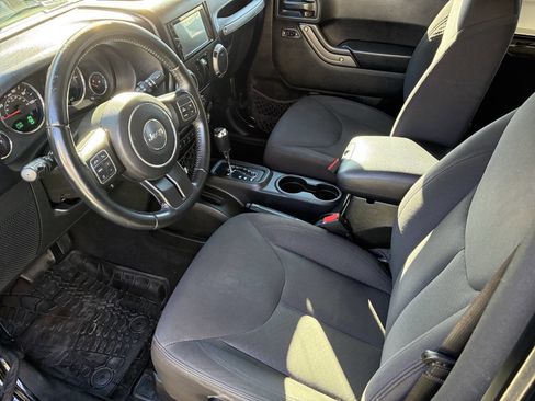 Used 2017 Jeep Wrangler Sport w/ Quick Order Package 24S AWD/4WD image 15