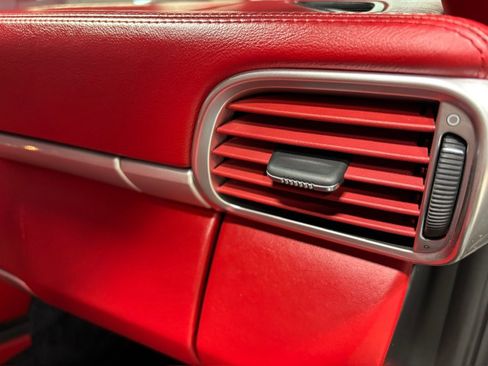 Used 2006 Porsche 911 Carrera S image 22