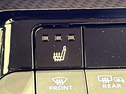 New 2026 Toyota Prius XLE FWD image 19