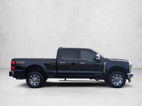 Used 2024 Ford F250 King Ranch w/ Chrome Package AWD/4WD image 4