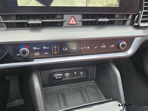 Certified 2024 Kia Sportage SX image 27