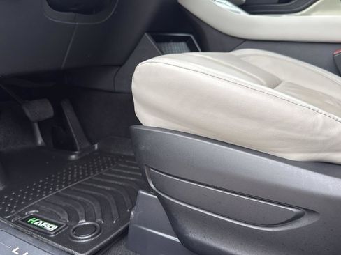 Used 2025 Lincoln Aviator Reserve w/ Illumination Package image 11