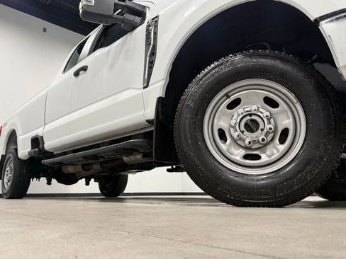 Used 2023 Ford F350 XL w/ Snow Plow Prep Package AWD/4WD image 38