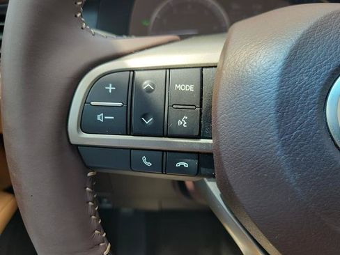 Used 2016 Lexus ES 350 w/ Luxury Package w/Wood Trim FWD image 40