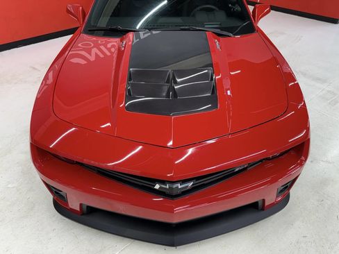 Used 2013 Chevrolet Camaro ZL1 RWD image 6