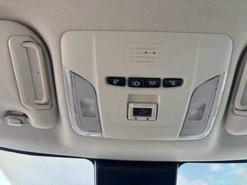 Used 2021 Toyota Corolla LE FWD image 26