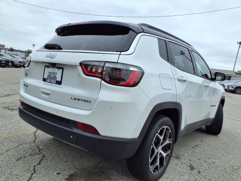 Used 2024 Jeep Compass Limited AWD/4WD image 33