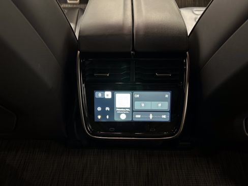 Used 2024 Rivian R1T Adventure AWD/4WD image 28