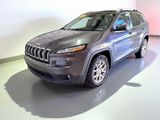 Used 2017 Jeep Cherokee Latitude w/ Safety/Convenience Group image 2