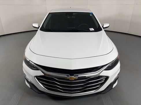 Used 2024 Chevrolet Malibu LS image 4